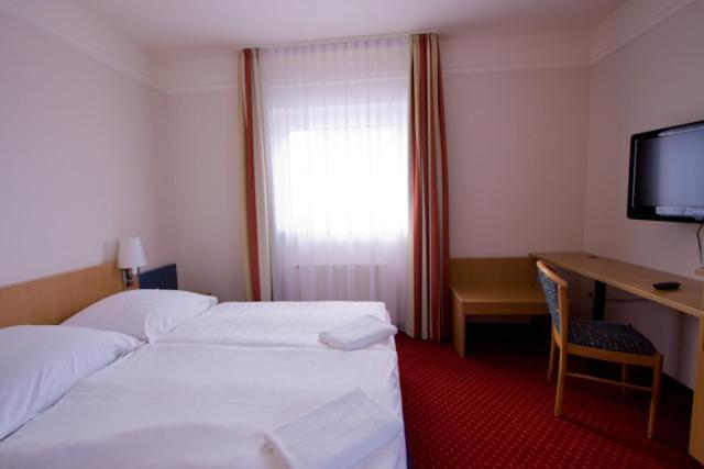 Hotel Jacobsberg Oschersleben Luaran gambar